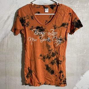 Tipsy Women’s Graphic Tee Large